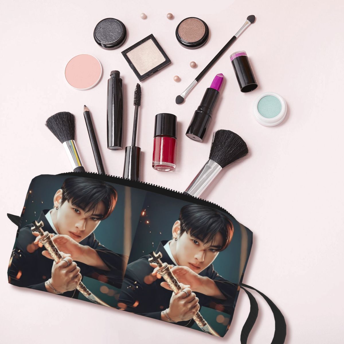 Estojo de lápis Cha Eunwoo par - Stationery And Office Supply Chain avaliação e preço